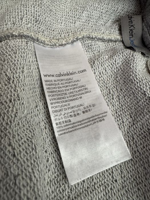 Оригінальні жіночі шорти Calvin Klein (L)