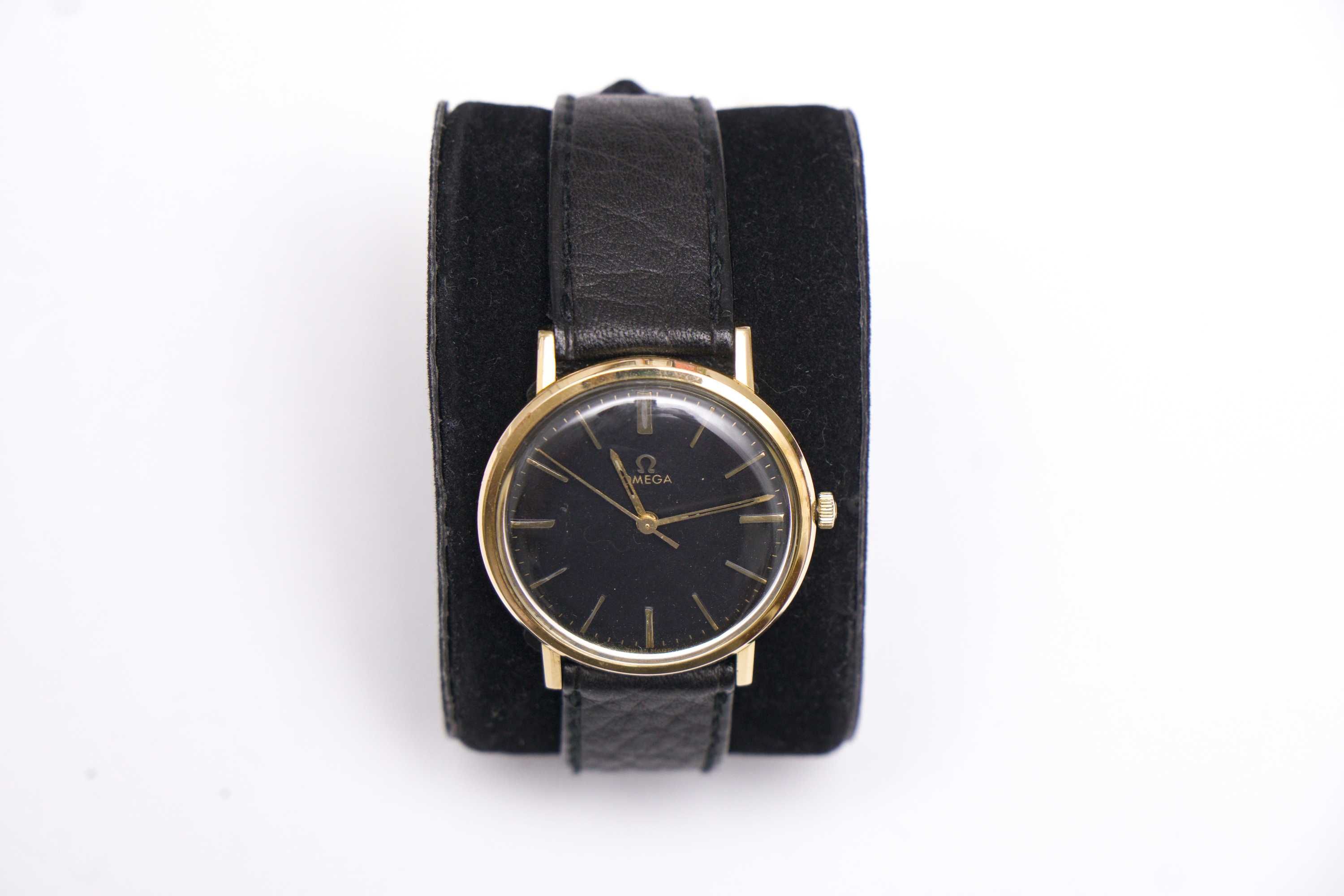 Omega Genève - Black Dial - Gold / Mostrador preto - Ouro 18K - 1965