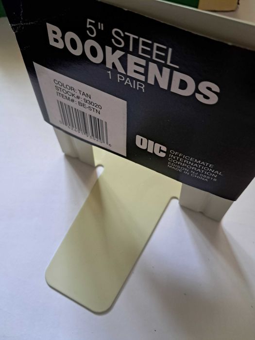 Podpórki do książek  2 szt.