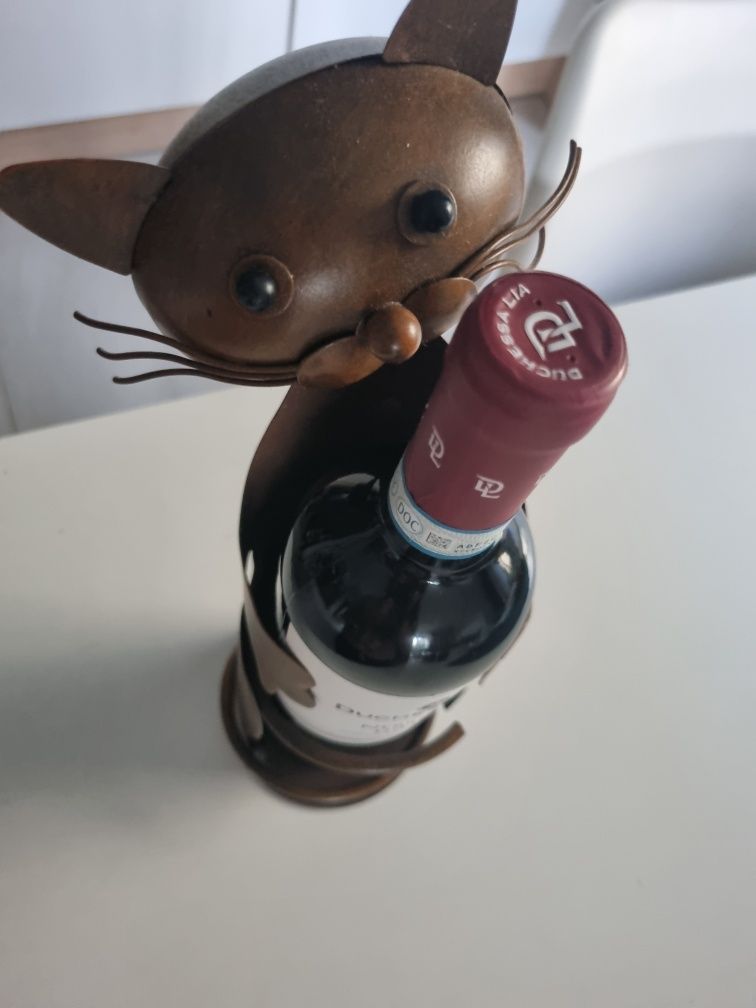 Stojak na wino z motywem kota