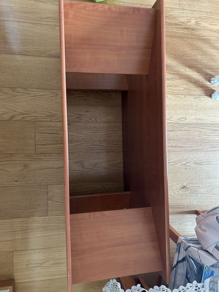 Mesa de apoio com vidro