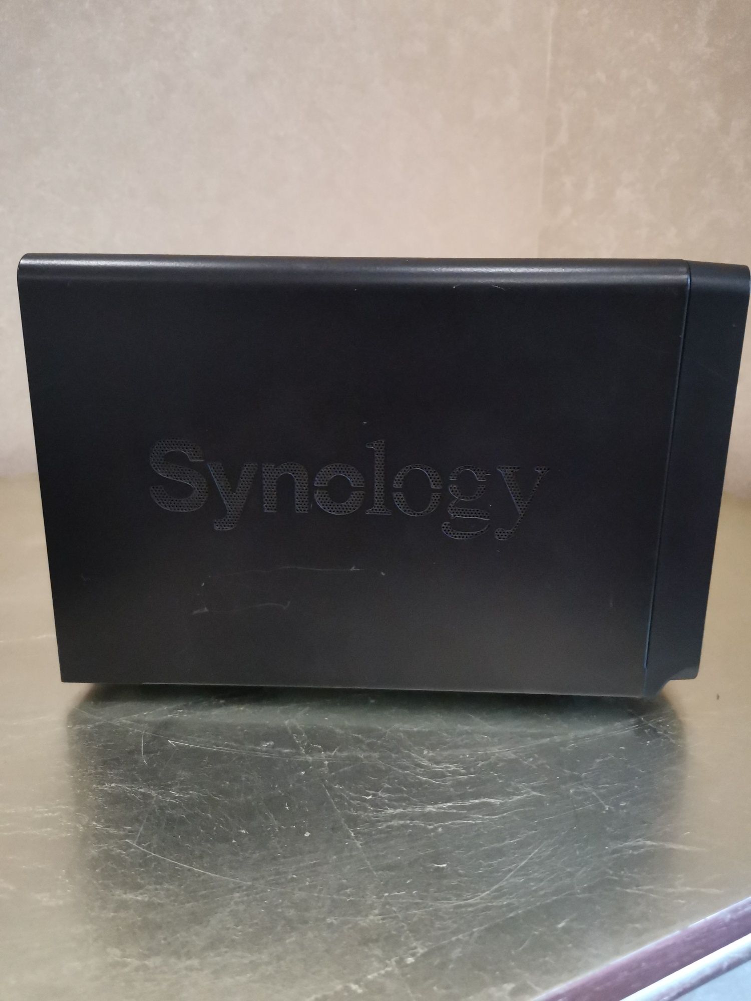 Мережевий накопичувач Synology DS1515+