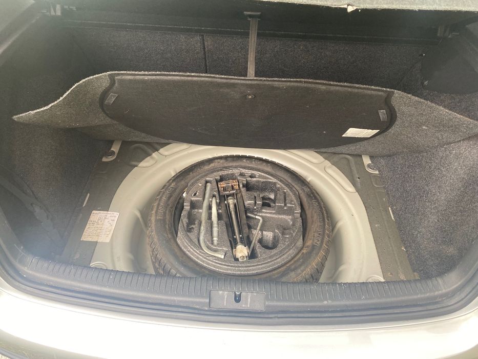 Volkswagen GOLF V 5 без пробігу по Україні. Бензин MPI.