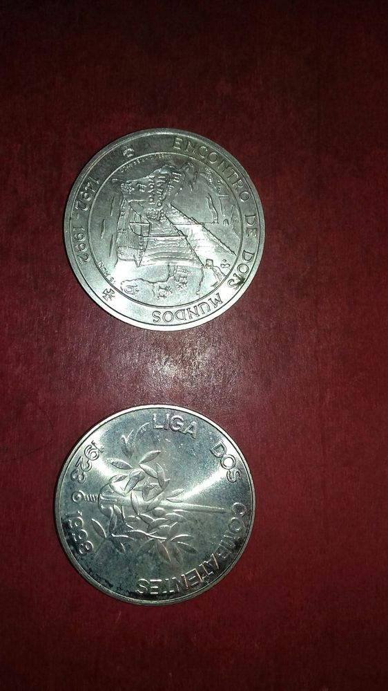 Duas moedas comemorativas Portuguesas