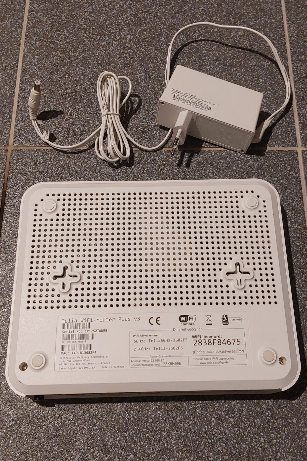 Router WiFi Telia Plus v3 5GHz 2,4GHz