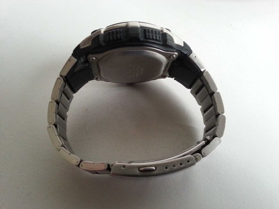 Zegarek Casio AE2000W