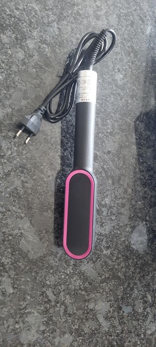 Prostownica do włosów szczotka prostująca