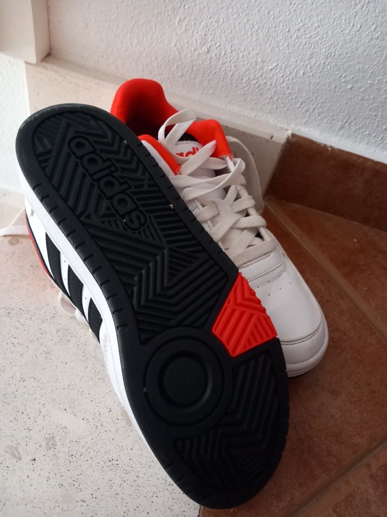 Sapatilhas Adidas, tamanho 36 1/3