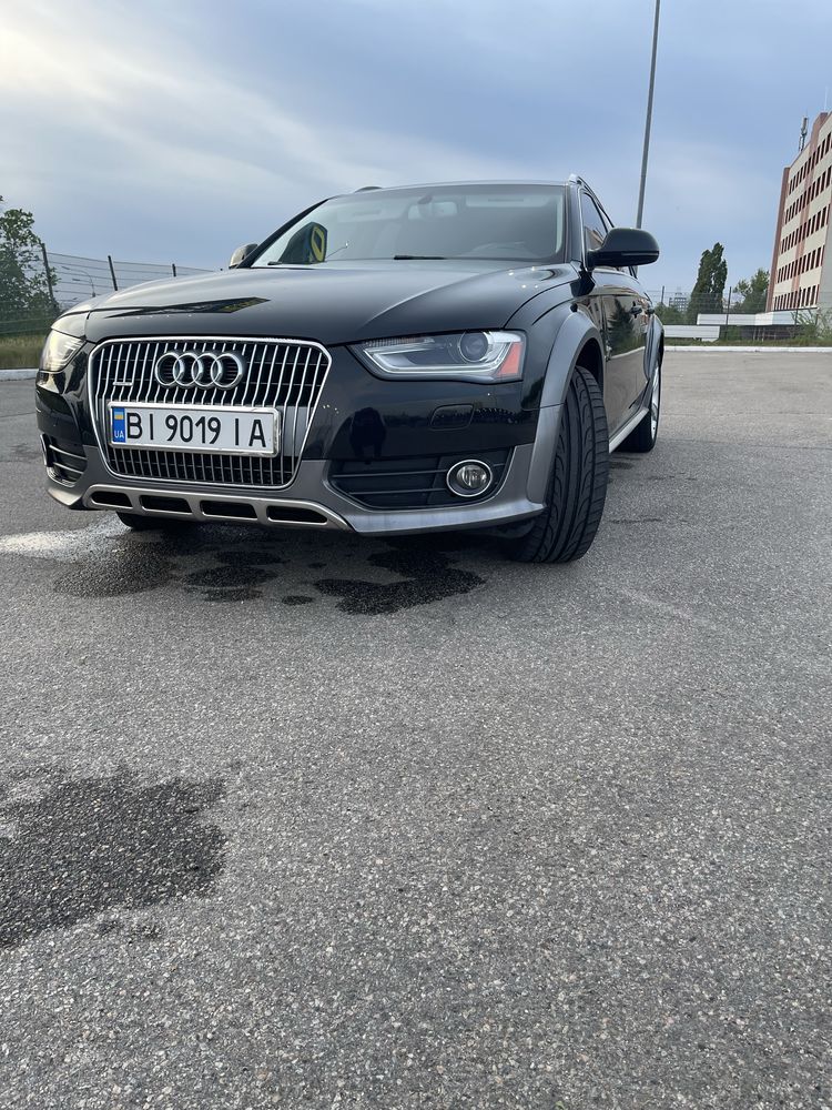 Audi a4 allroad 2012