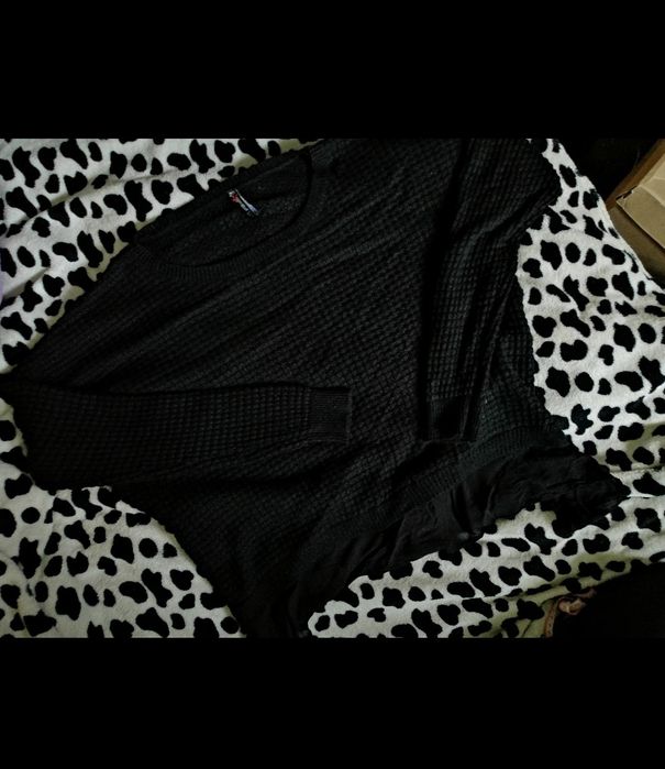 nowy Sweter.  Z falbanką.  Skład z dodatkiem Wełny, Angory. NEW YORKER