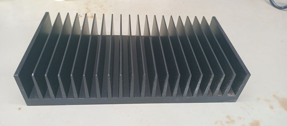 Продам радіатор охолодження