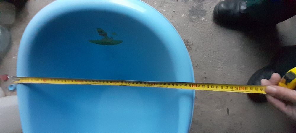 Продам б/у дитячу ванночку.