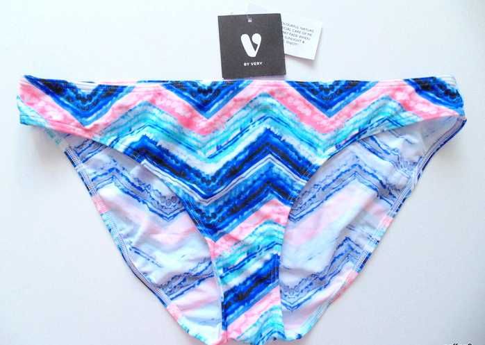 BY VERY nowe majteczki kąpielowe damskie 2XL/3XL