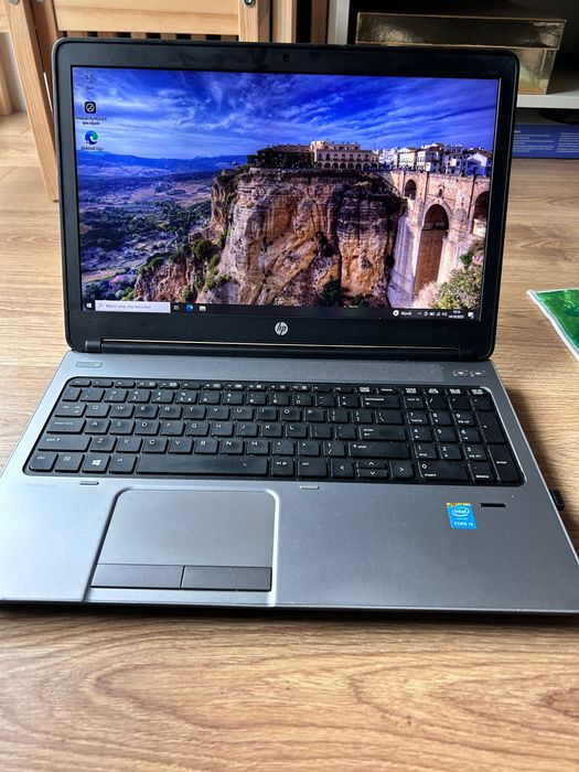 HP Probook 650 G1 8GB, dysk SSD 256, intel i5 4th gen, stacja dokująca