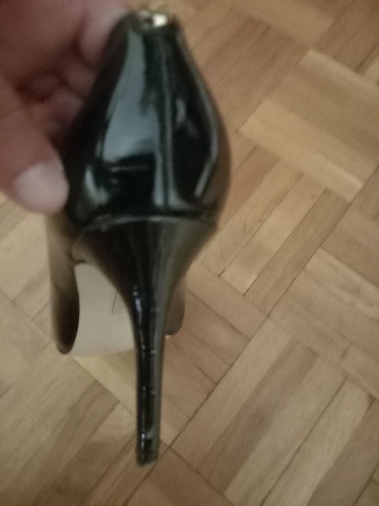 Sapatos 36(Guess)Pele Preto