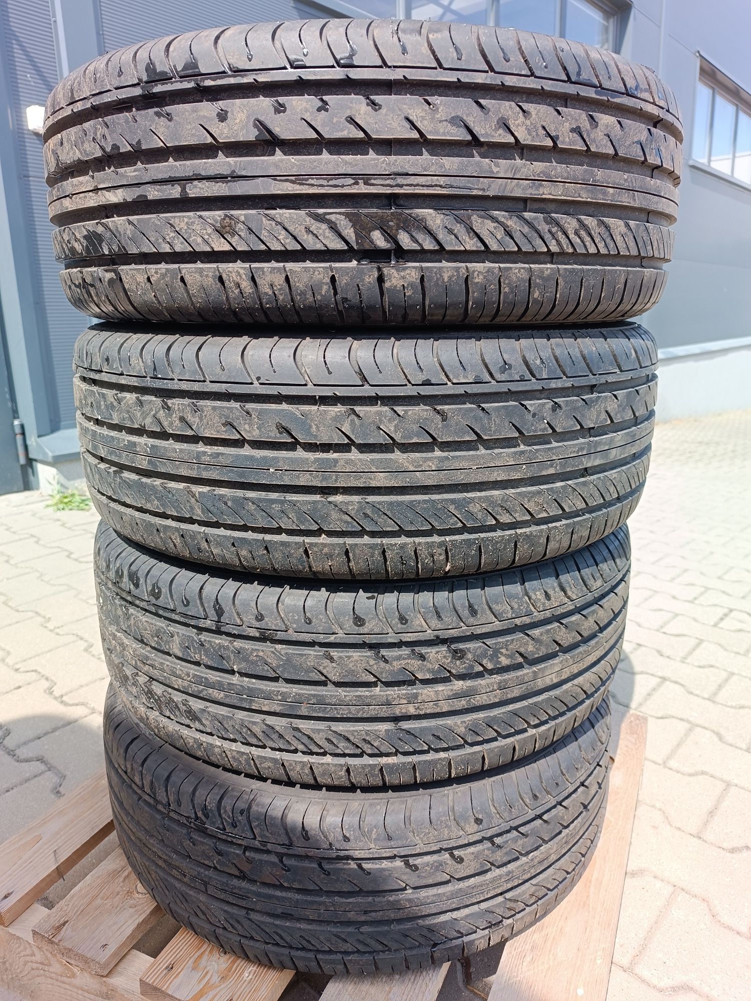 OPONY LETNIE SUNFULL SF-888 205/50R17 + felgi renault R17