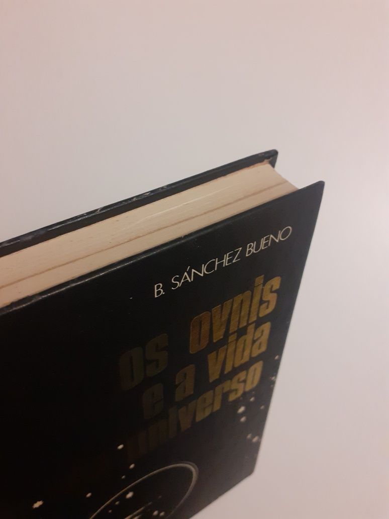Os ovnis e a vida no universo