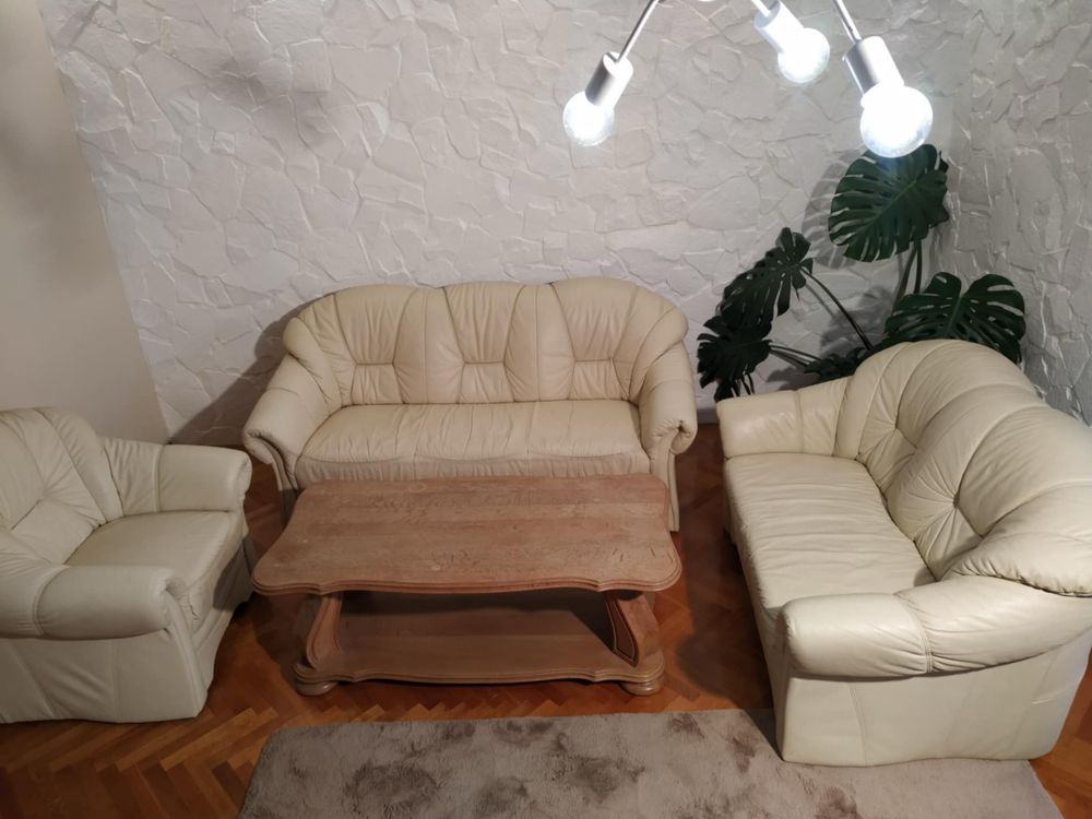 Zestaw wypoczynkowy ze skóry naturalnej z ławą