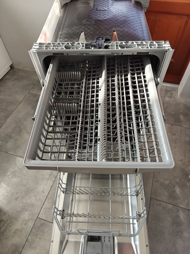 Zmywarka Bosch 45  model z wifi