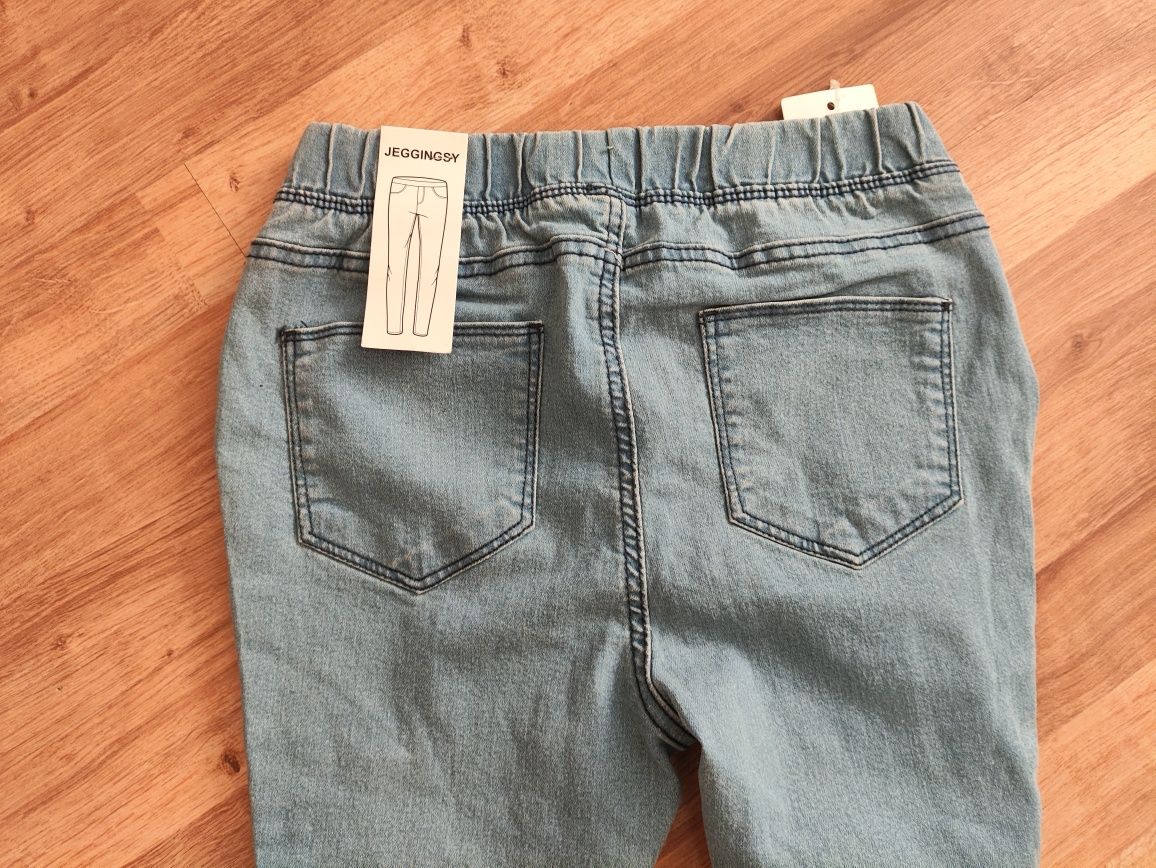 Nowe jegginsy r.158