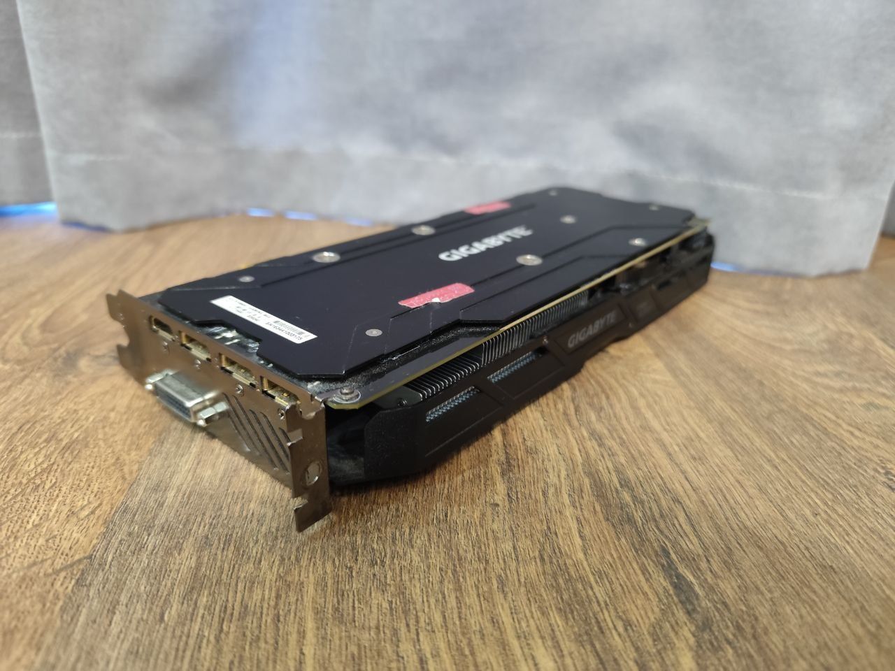 Відеокарта GTX 1060 6gb