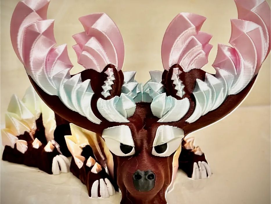 Alce de Cristal Articulado Surpreendente