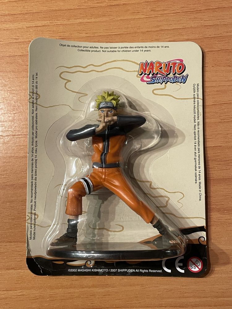 Colecionável Naruto Shippuden com 2 poster