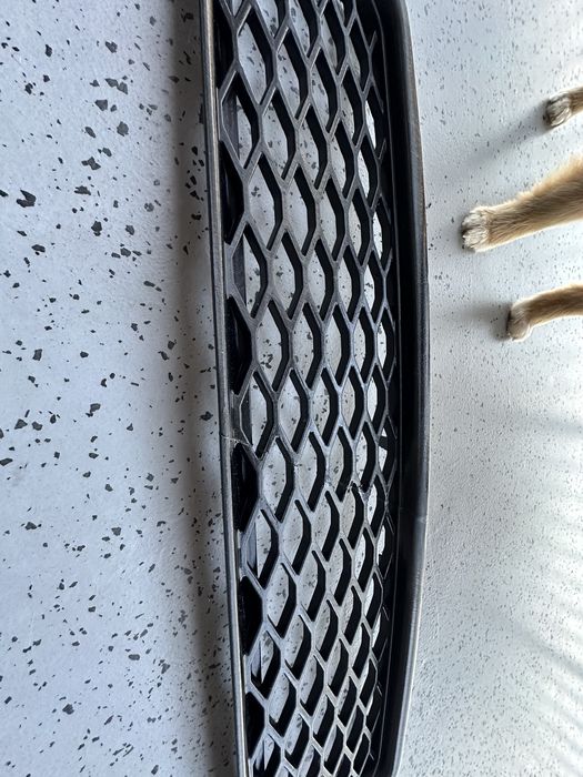 Kratka zderzaka s-line środkowa a4 b6