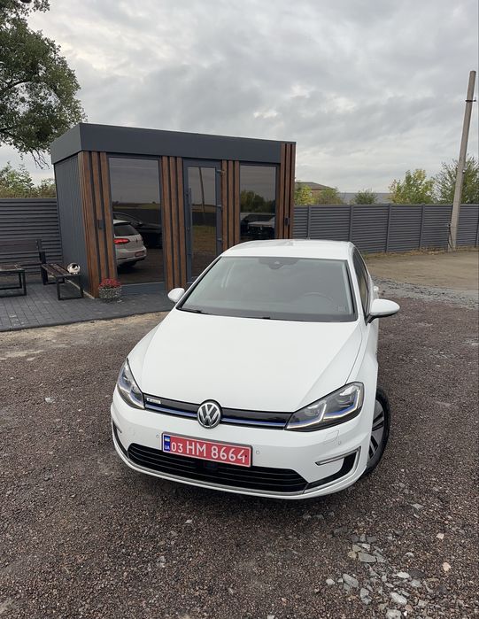 Volkswagen E-golf 2017 36 кв