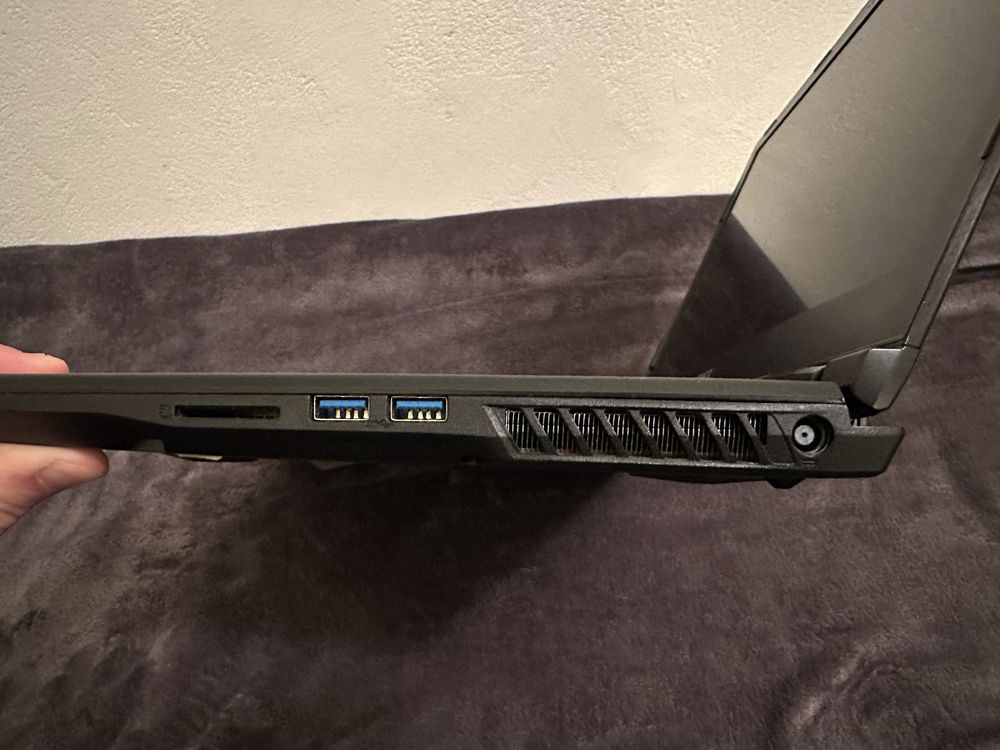 Laptop MSI GP63 Leopard 8RE I7/GTX 1060/1TB+240SSD