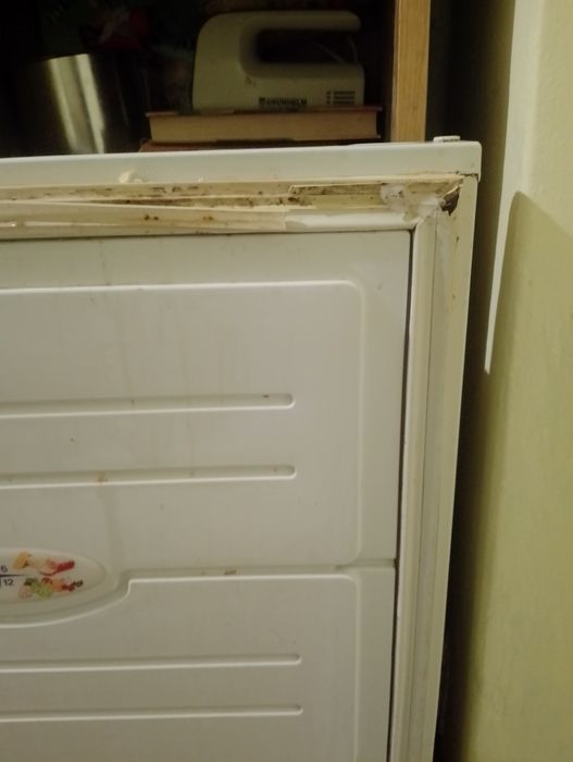 Продам холодильник