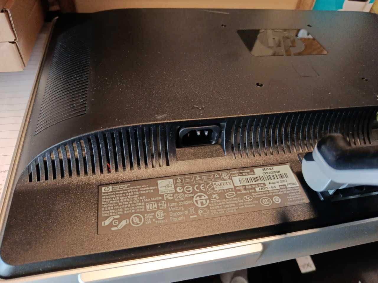 Monitor LCD marki HP