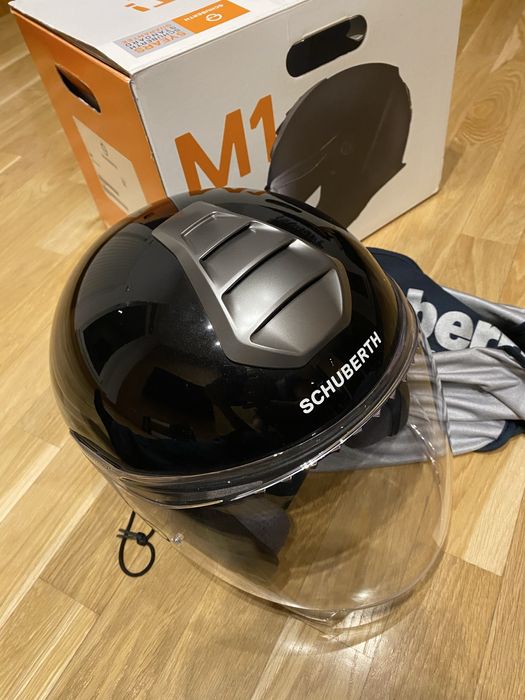 Kask Schuberth M1 rozmiar S(55) Berlin black + Intrkom Cardo