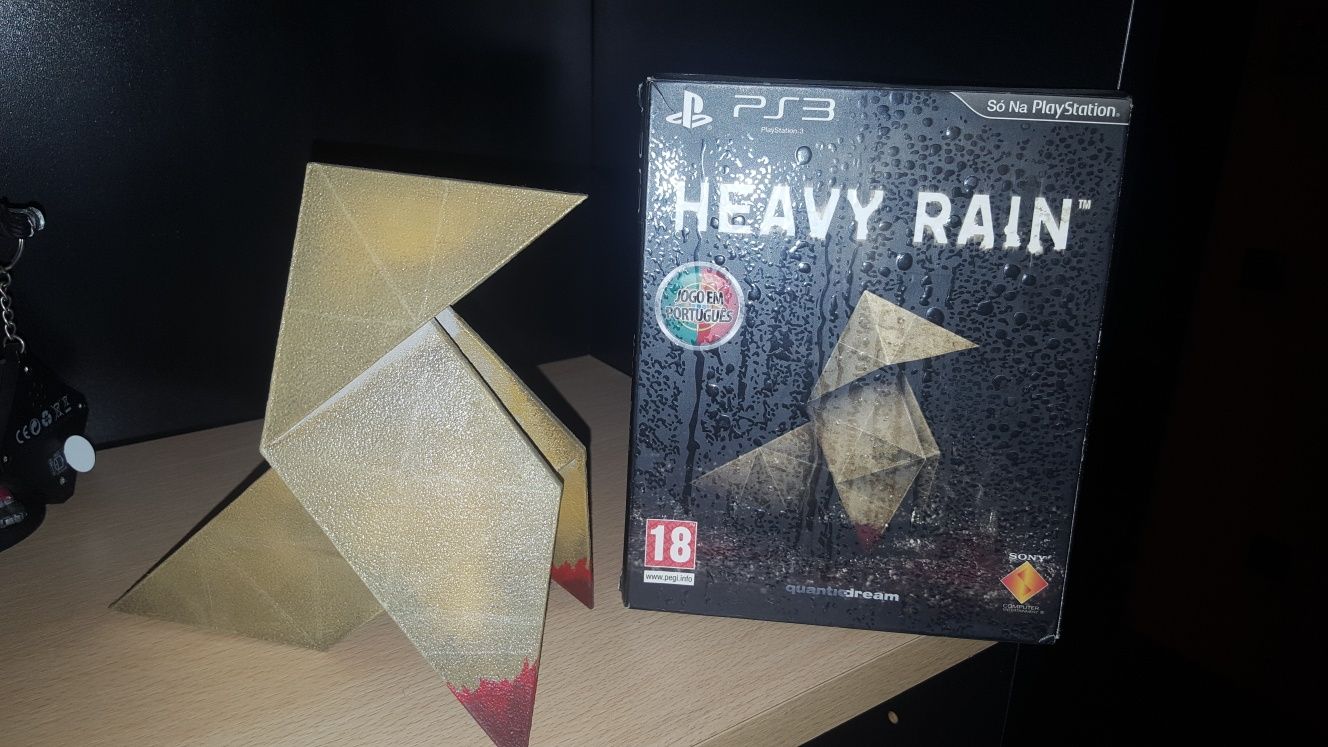 HEAVY RAIN jogo e figura