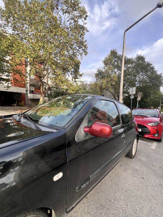 Carro Renault Clio S 1.2 (Negociável)