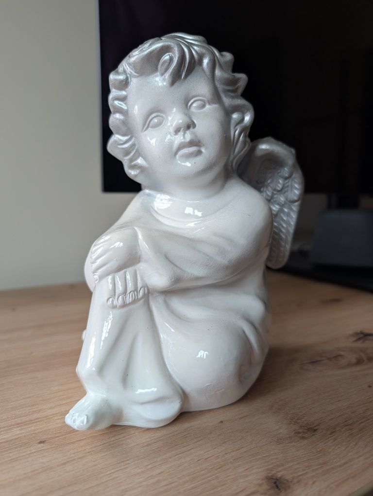 Anjo decorativo em cerâmica