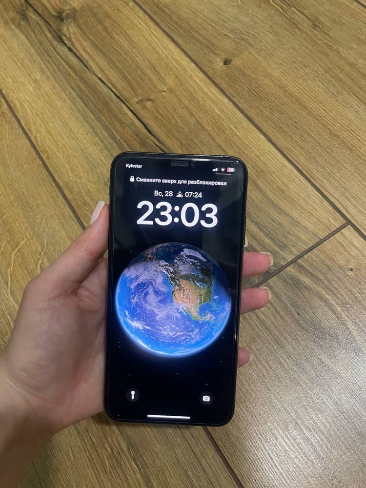 iPhone XS Max черный Neverlock