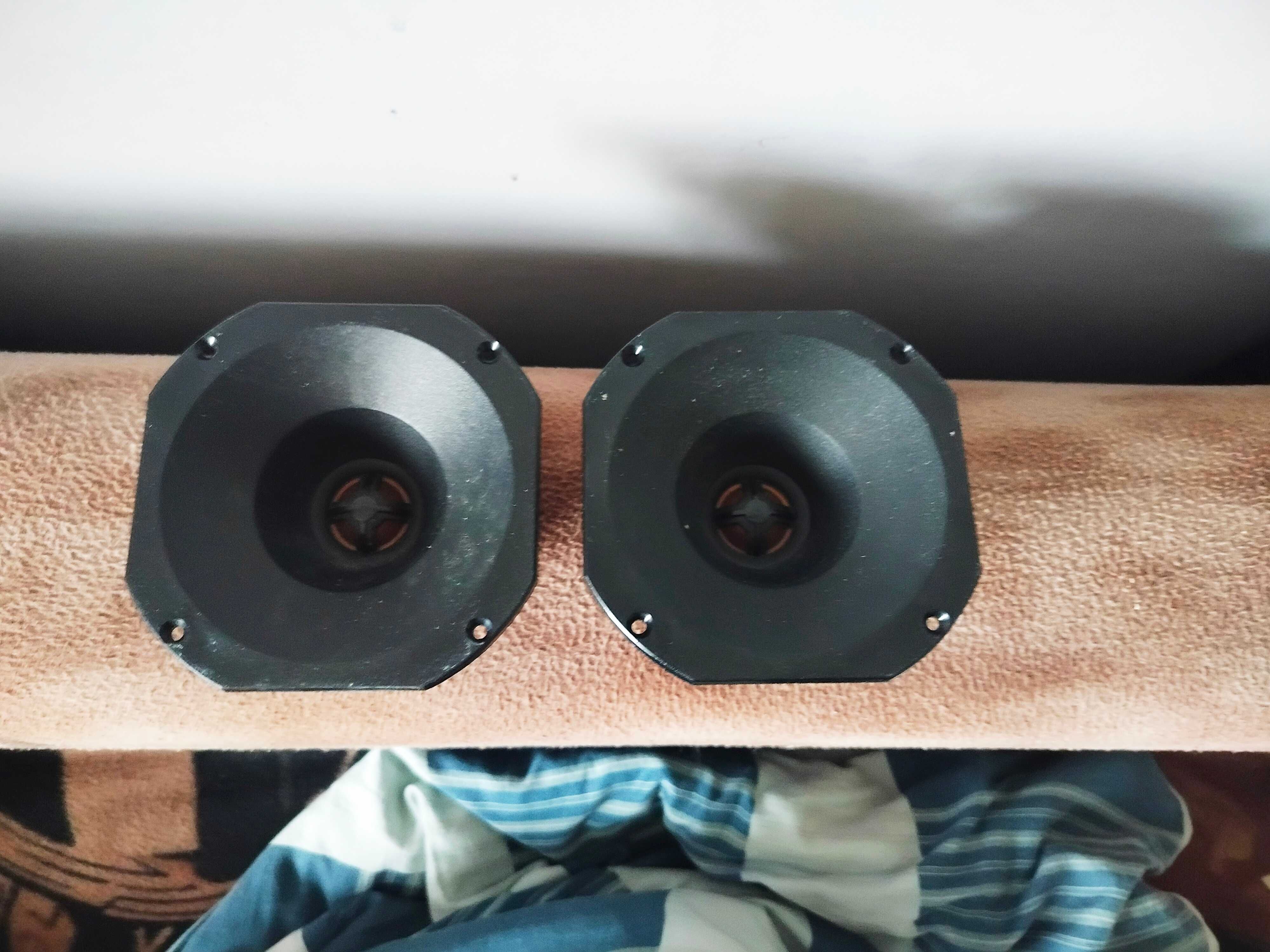 TONSIL GDWK 9/80/3 8 Ohm dwa głośniki wysokotonowe plus głęboki kosz