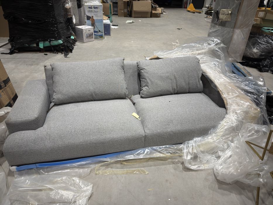 Sofa szara (uszkodzona)