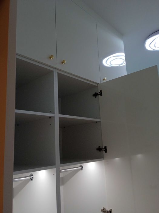 Meble na wymiar szafy garderoby Kuchnie