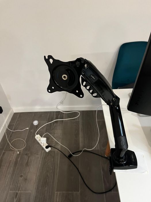 Suporte de ecrã  para secretaria