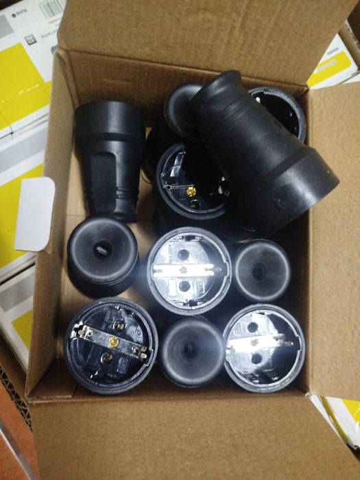 Caixa Tomadas Fêmea Borracha