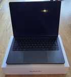 MacBook Pro M3 Pro, 18GB RAM, 1 TB + myszka Apple
