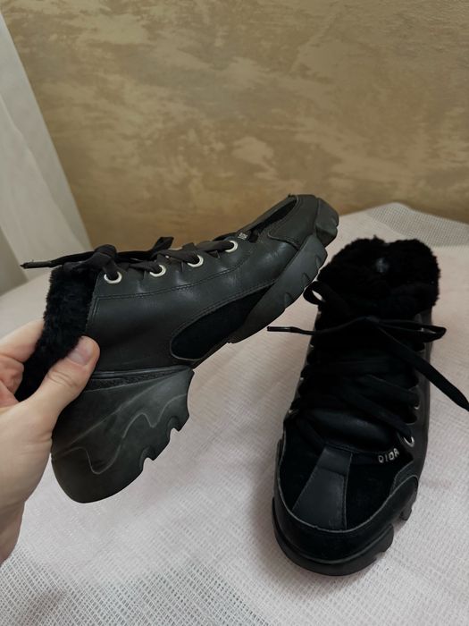 Зимові кросівки