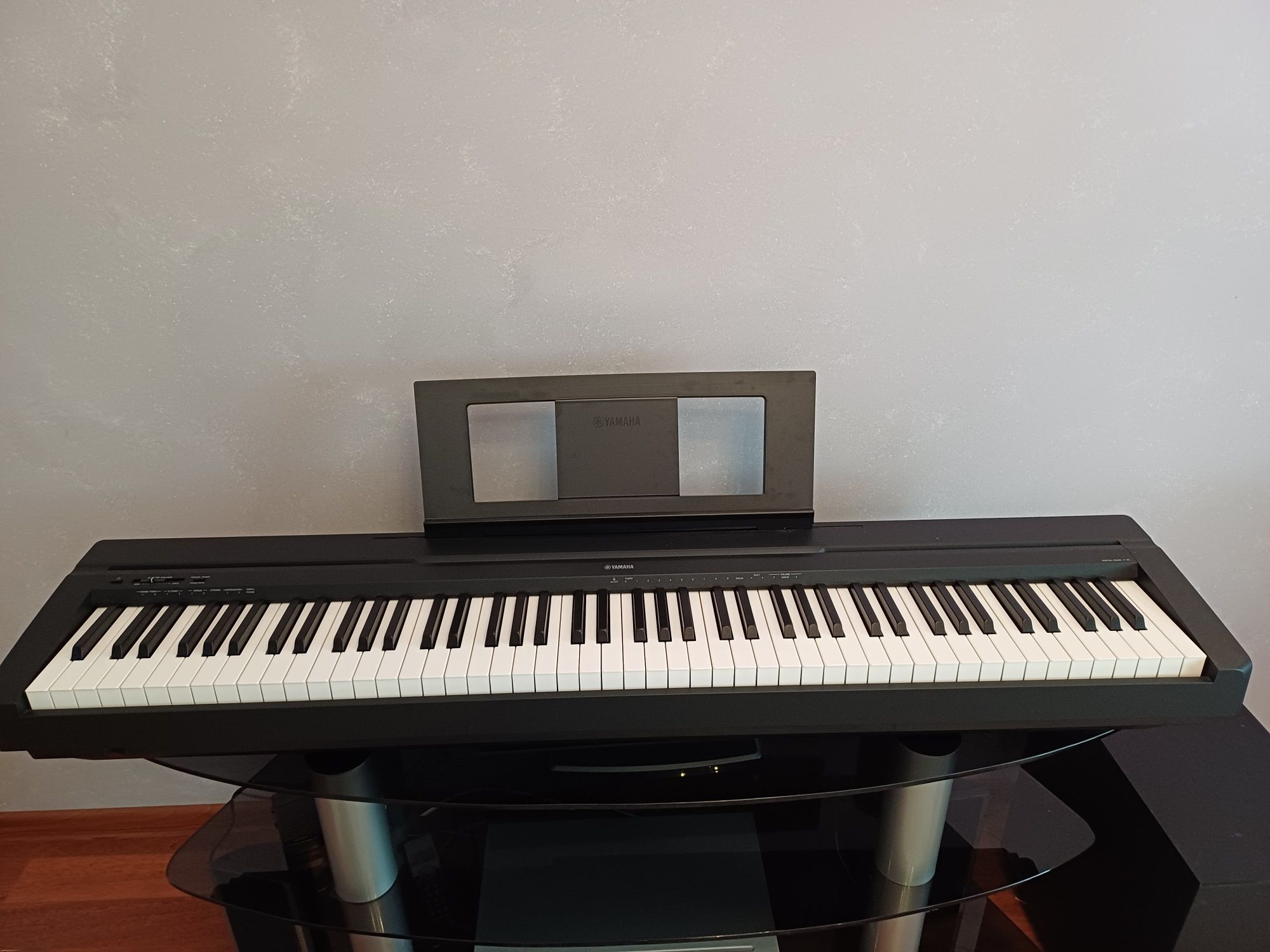 Цифрове фортепіано в ідеальному стані