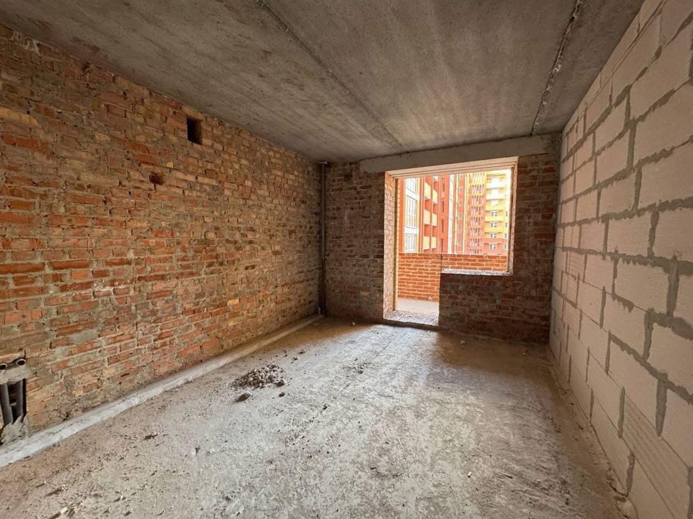 Продаж 2к квартири вул. Тарнавського