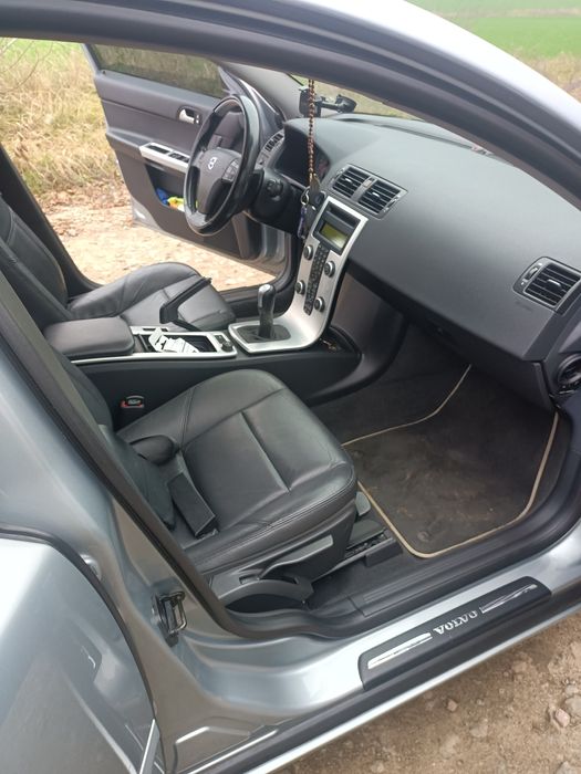 Продам Volvo v50