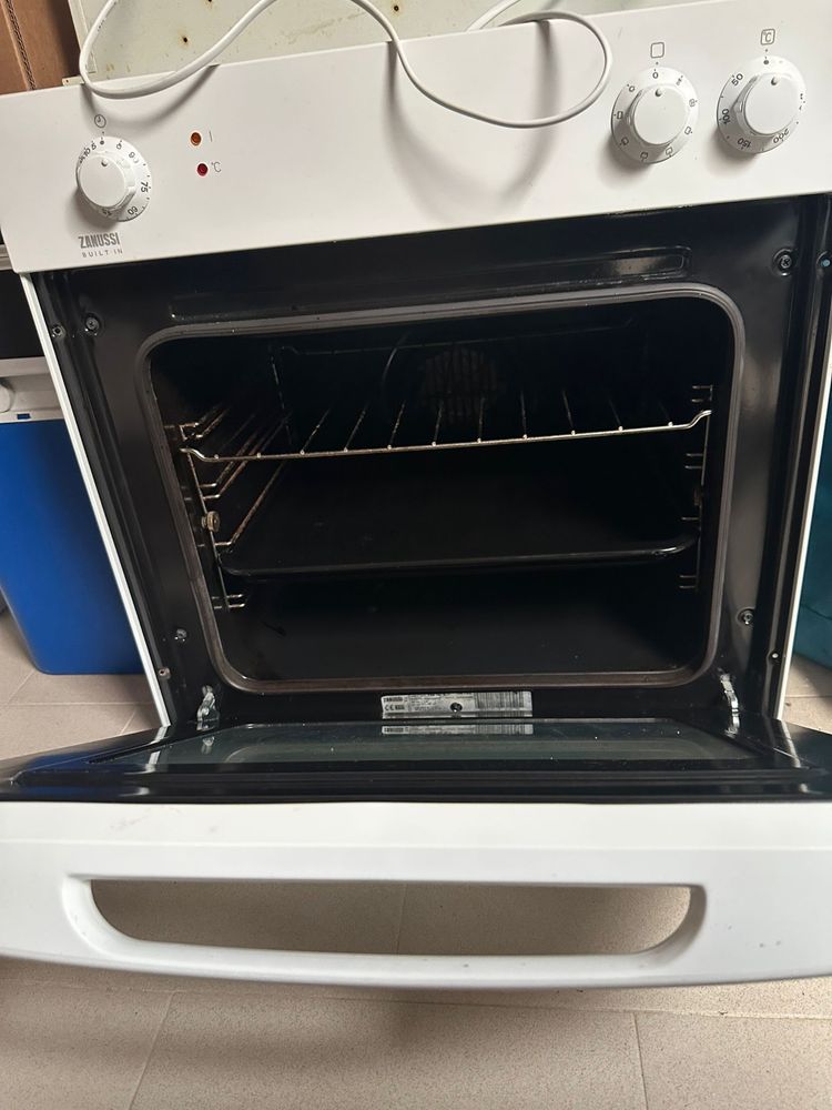 Forno Eletrico.