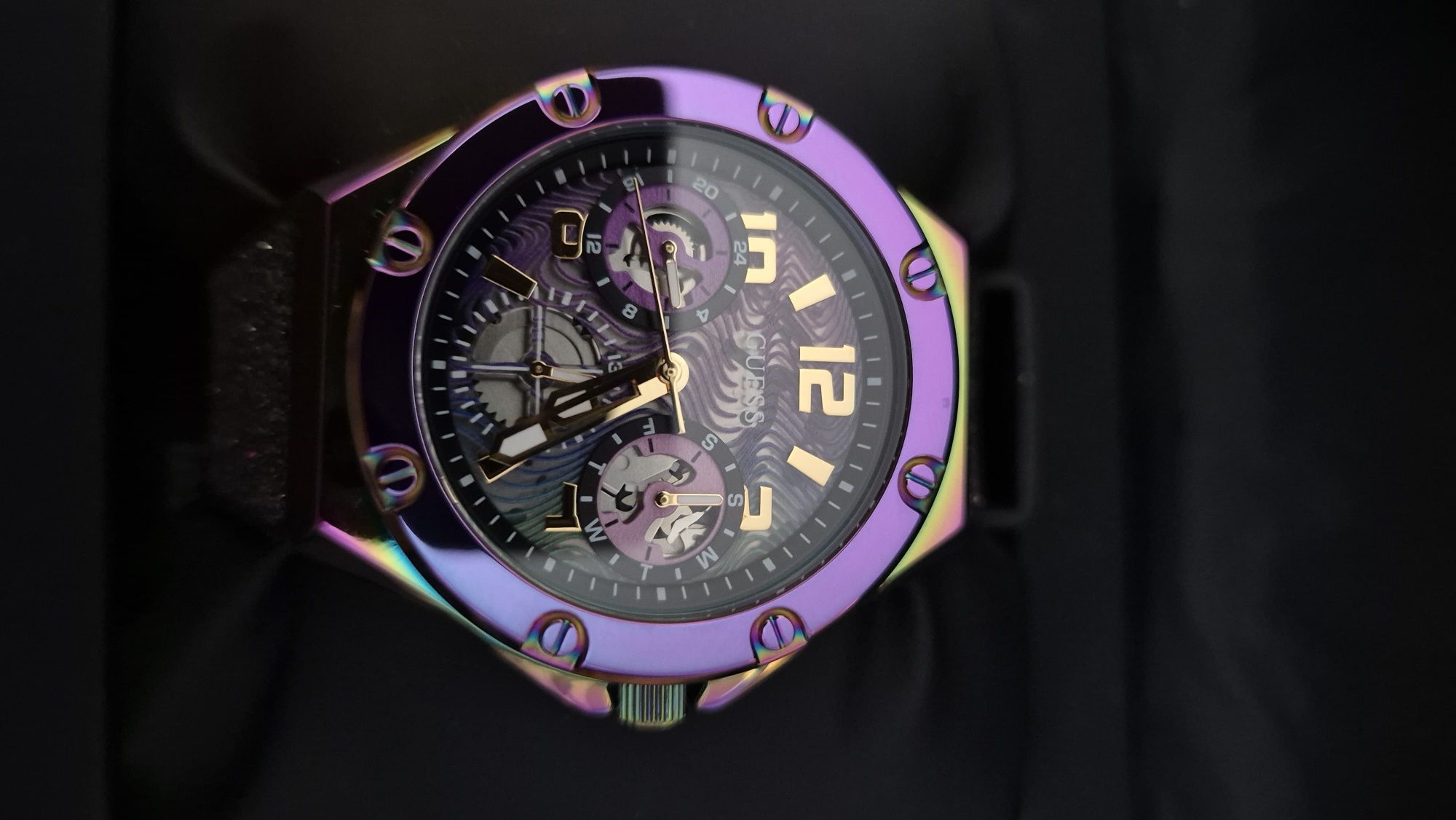 Zegarek guess gw0620l4 
..garek guess gw0620l4