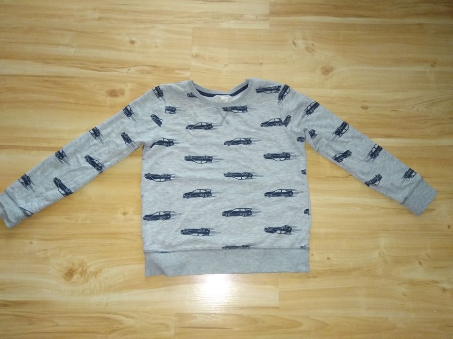 Zestaw trzech bluz chłopięcych rozmiar 134/140 (cena za całość)